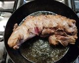 Foto del paso 3 de la receta: Estofado de Solomillo de Jabalí al Cava