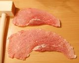 A picture of step 2 of Schnitzel.
