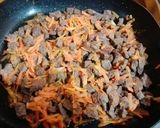 Foto del paso 5 de la receta: Pastel de zapallito italiano con carne y zanahoria gratinado