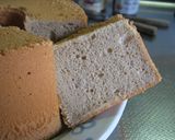 A picture of step 17 of Marron Chiffon Cake with Creme de Marron.