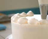 A picture of step 21 of Strawberry Decoration Cake, Chantilly Fraise.