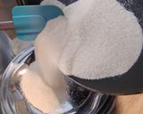 A picture of step 3 of Suji katli halwa.