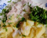 A picture of step 1 of Zatpat chatpat aloo salad (Chukauni).