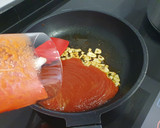 Foto del paso 1 de la receta: Macarrones con tomate picantes (picante es opcional)