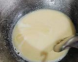 A picture of step 4 of Semolina Halwa.