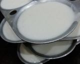 A picture of step 5 of Plain Idli.