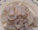 Foto del paso 2 de la receta: Zarzuela de merluza, escamarlanes y calamar