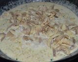 Foto del paso 4 de la receta: Pasta a la crema de roquefort y champiñones