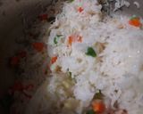 चायनीज फ्राईड राईस (Chinese fried rice recipe in marathi) रेसिपी स्टेप 5 फोटो 