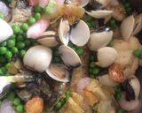 Foto del paso 3 de la receta: Merluza en salsa 🍤