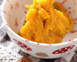 A picture of step 2 of Flower Shaped Bread with Kabocha Squash Paste.