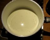 Une image de l'étape 1 de Oeufs au lait à la vanille ou cardamome.