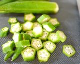 A picture of step 3 of Simmered Winter Melon, Imitation Crab and Okra.