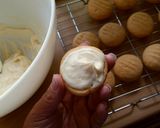 A picture of step 8 of Vickys Custard Creams / Yo-Yos / Melting Moments GF DF EF SF NF.