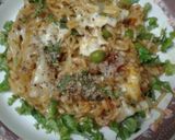 A picture of step 6 of Indo Chinese yippee noodles.