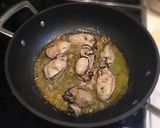 A picture of step 14 of Vongole Bianco with Oysters and Olive Oil.
