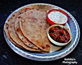 A picture of step 10 of Aloo Paratha.