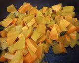 A picture of step 4 of Steamed coconutty pumpkin curry.