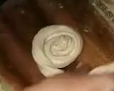 A picture of step 3 of Parotta.