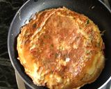 A picture of step 5 of Masala omelette.