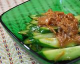 A picture of step 4 of Raw Tuna & Avocado with Nameko Mushrooms and Soy Sauce.