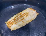 A picture of step 2 of Sole Almendras.