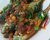 Foto langkah ke 5 dari resep Tongkol bumbu kemangi.