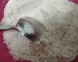 गेहूं के आटे का गुलगुला (Gehu ke aate ka gulgula recipe in hindi) रेसिपी चरण 2 फोटो