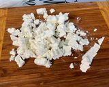Une image de l'étape 6 de Salade composée concombre,, feta et persil.