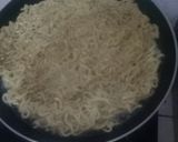 Foto langkah ke 3 dari resep Martabak Mie.