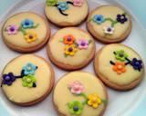 Vickys Mothers Day Cake & Cookie Decorating Ideas recipe step 4 photo