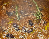 Foto del paso 4 de la receta: Arroz de conil de ternera "morcillo"