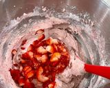 A picture of step 12 of Strawberry Cupcakes 🍓 🧁.