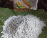 Foto langkah ke 3 dari resep Kue Putu Bambu.