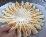 सनफ्लावर ब्रेड स्टफ्ड विथ चिकन (sunflower bread stuffed with chicken recipe in hindi) रेसिपी चरण 20 फोटो