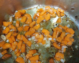 Foto del paso 4 de la receta: Estofado de cerdo con patata, boniato y setas