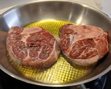 Foto del paso 3 de la receta: Osobuco Guisado al Pedro Ximénez