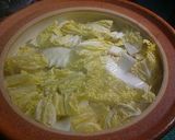 A picture of step 4 of Autumn Foliage-Themed Hot Pot (Environmentally-Conscious and Thrifty).