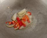 Foto langkah ke 5 dari resep Telur Gulung Asam Manis.