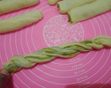 Foto langkah ke 9 dari resep Matcha Streusel Bread.