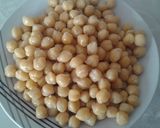 Foto del paso 6 de la receta Garbanzos con gambas en crema de marisco