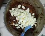 Foto langkah ke 6 dari resep Choco Banana Muffin.