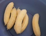 Foto langkah ke 3 dari resep Banana muffin (Muffin Pisang) TANPA MIXER, OVEN TANGKRING.