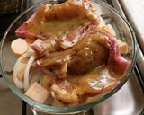 Foto del paso 5 de la receta: Cerdo al horno a la mostaza con batatas