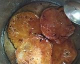 A picture of step 5 of Rabdi malai puri.
