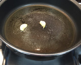 Foto del paso 1 de la receta: Salsa de pollo con patatas