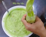 Hình bước làm 5 của món Kem túi bơ sữa chua trái cây