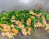 รูปขั้นตอนการทำที่ 4 ของ ผักเชียงดาผัดไข่