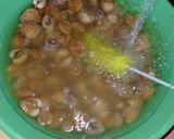 Foto langkah ke 2 dari resep Kuah asam kerang praktis.