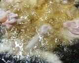 A picture of step 4 of Chicken dry chilli.